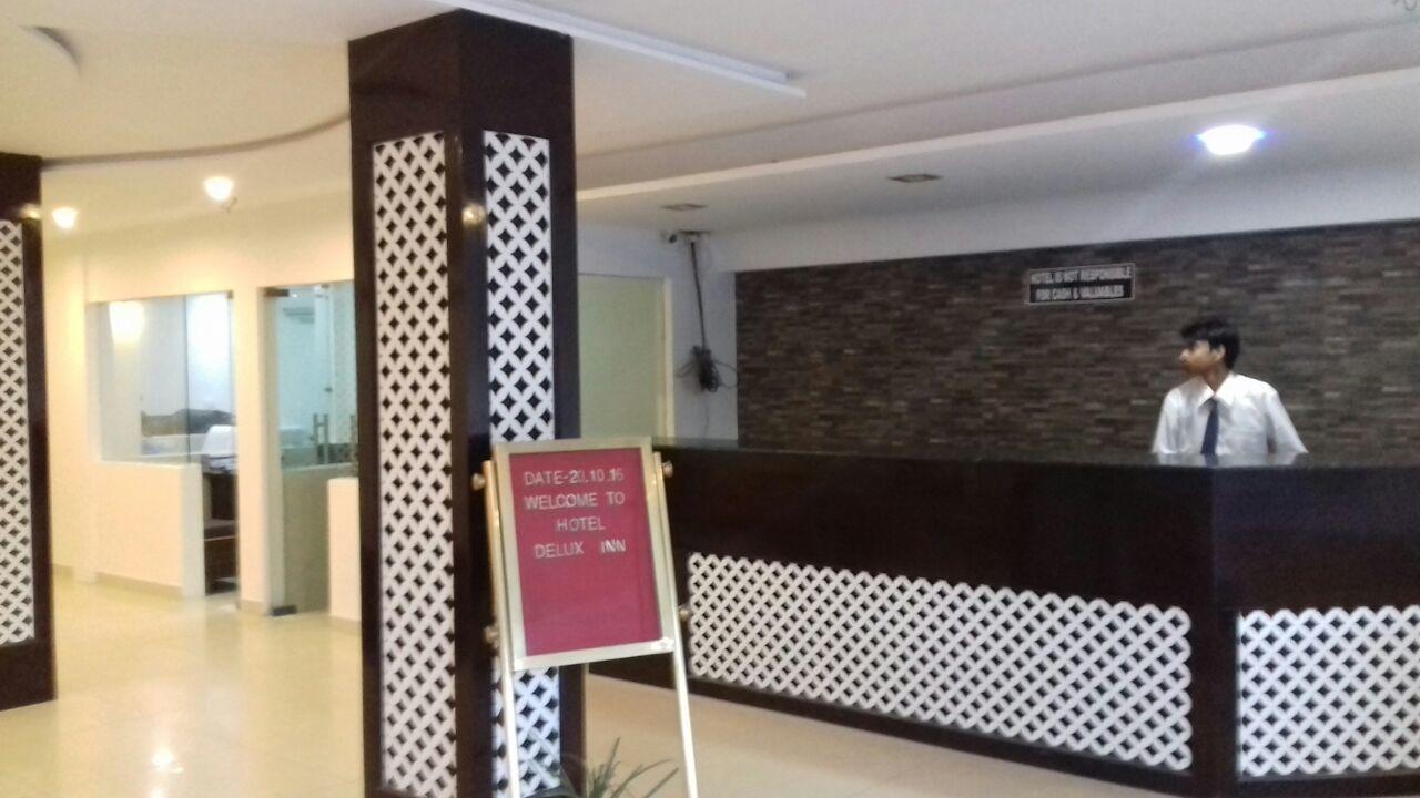 Hotel Delux Inn Агра Экстерьер фото