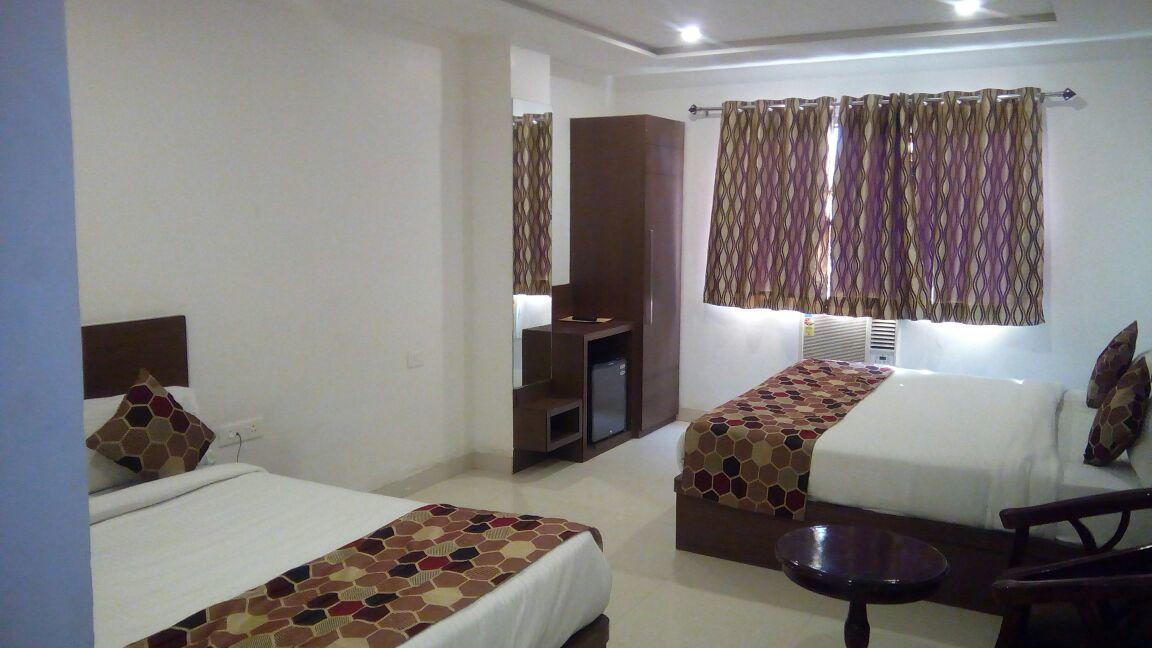 Hotel Delux Inn Агра Экстерьер фото
