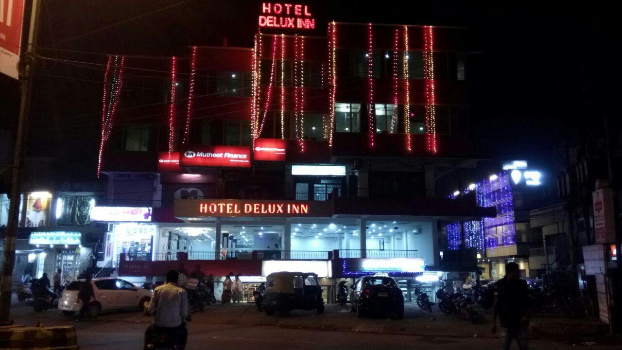 Hotel Delux Inn Агра Экстерьер фото